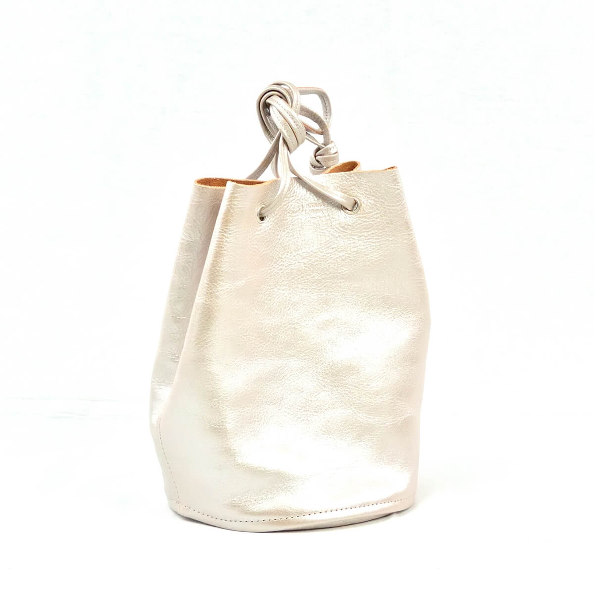 annak 巾着ショルダーバッグ シルバー