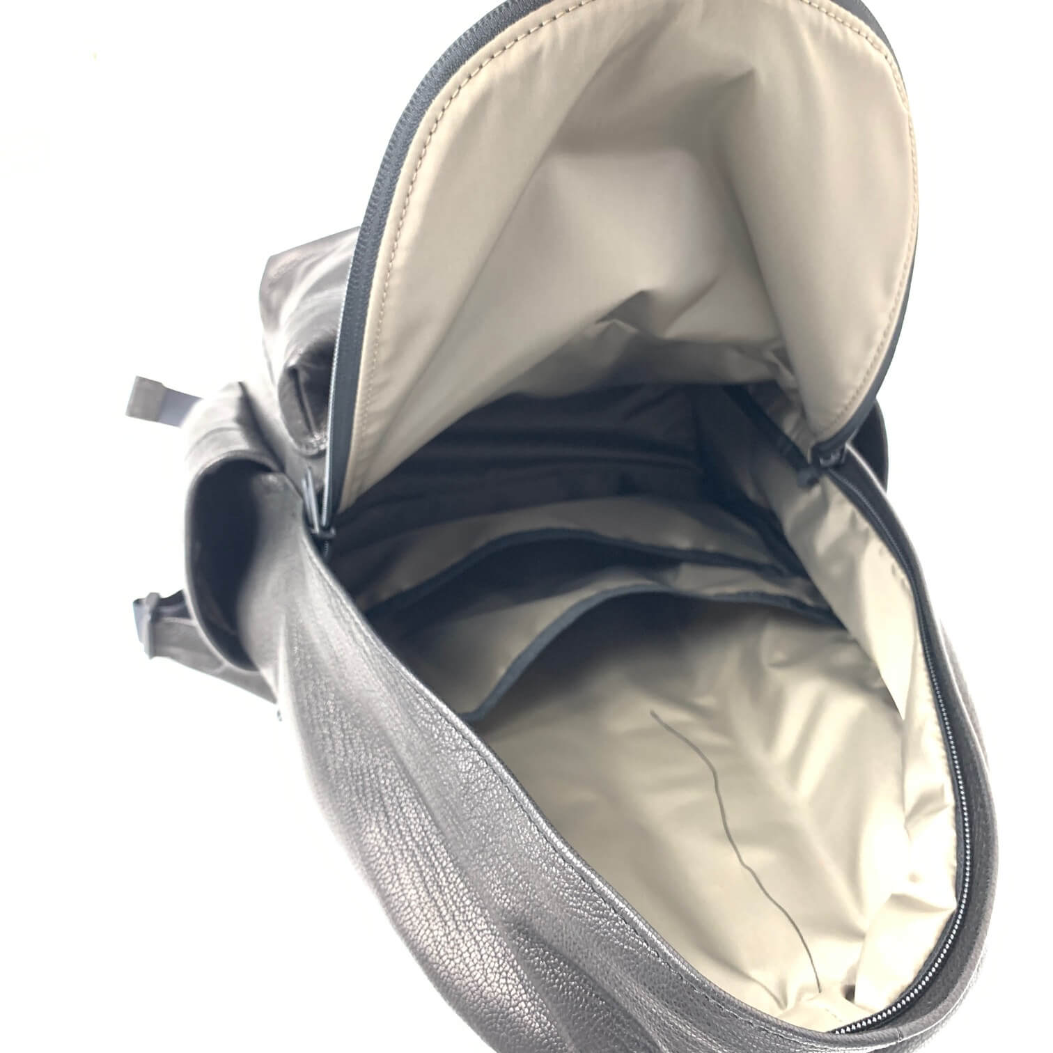 annak ゴートレザーリュック