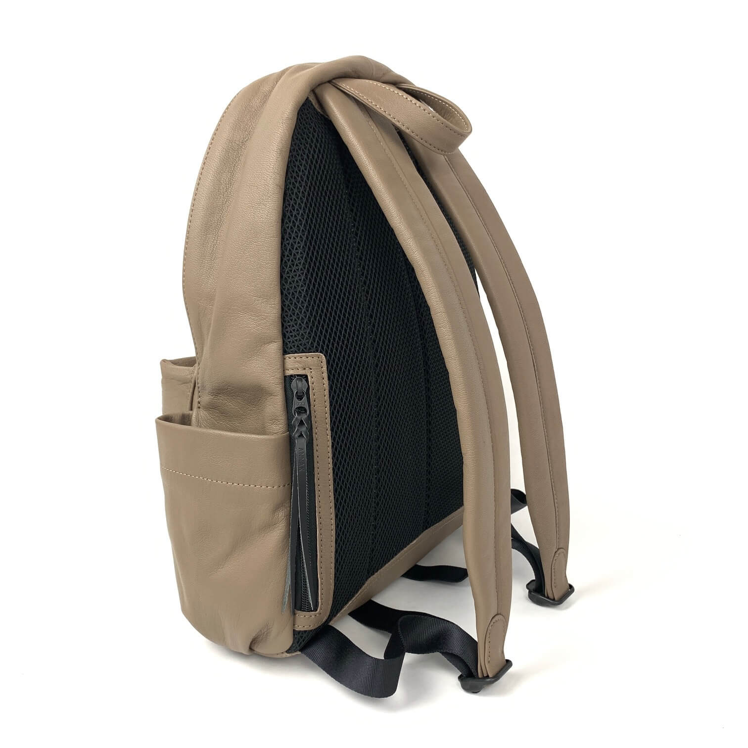 annak ゴートレザーリュック トープ