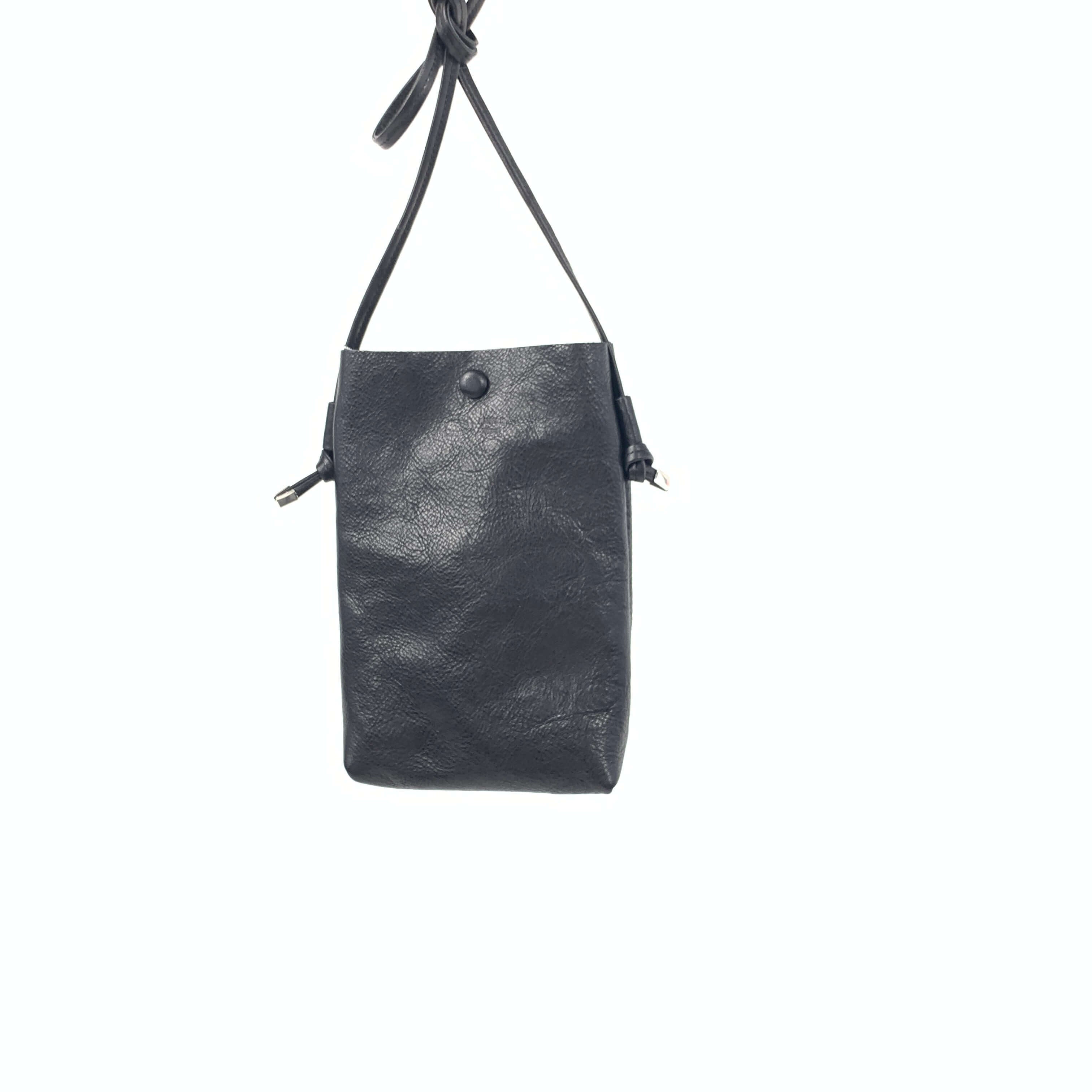 annak ミニショルダーポーチ ブラック