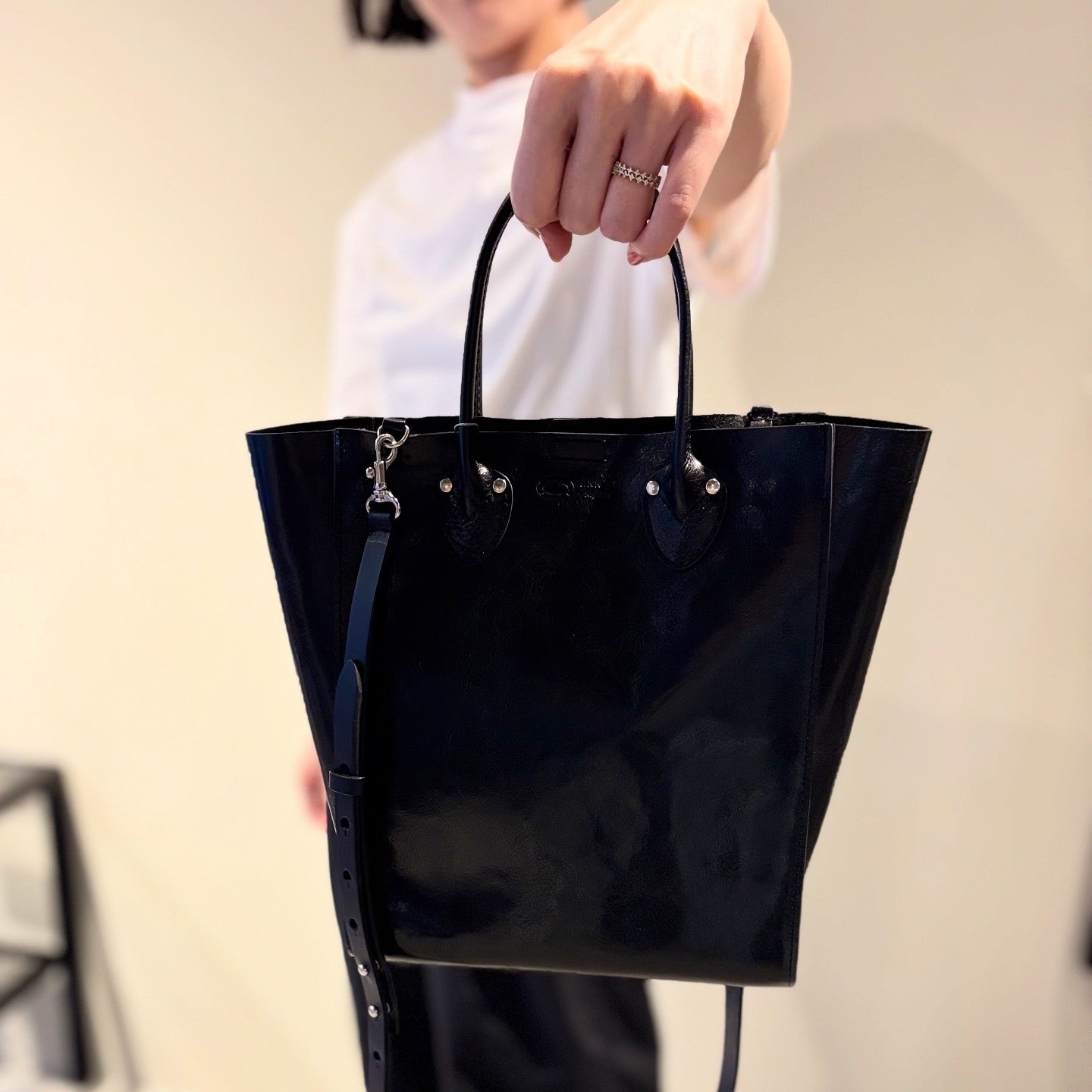 ANNAK アマンダオイルレザー ショルダー付き2way手持ちトートバッグSサイズ