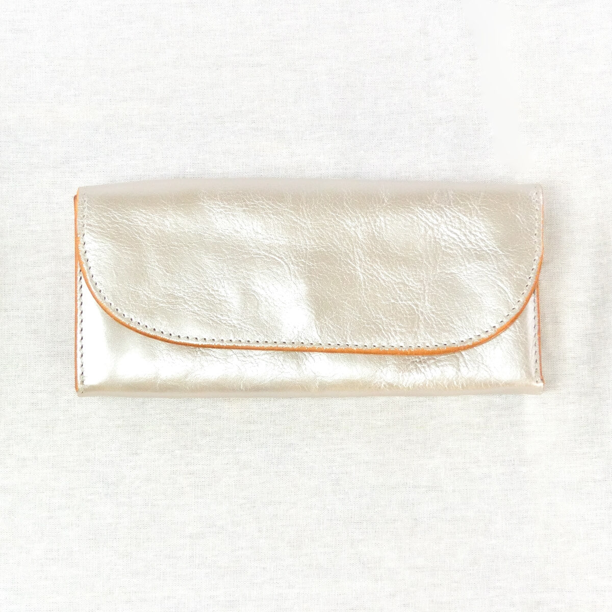 annak スリムオールレザー長財布 シルバー